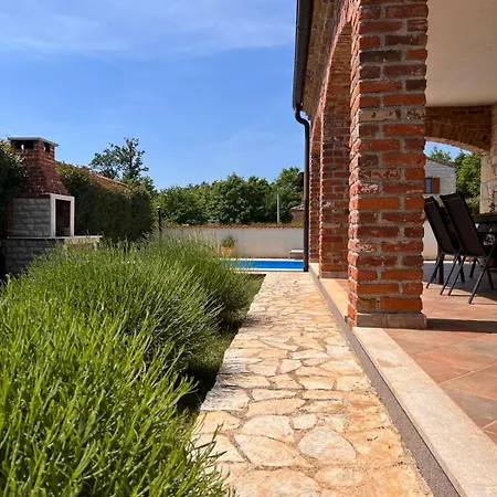 فيلة Dorotea By Rent Istria *